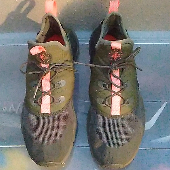 Nike Air Huarache Drift - Picture 2 of 7